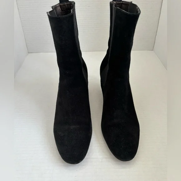 Ann Taylor Black Suede Chelsea Ankle Boots - Picture 2 of 7